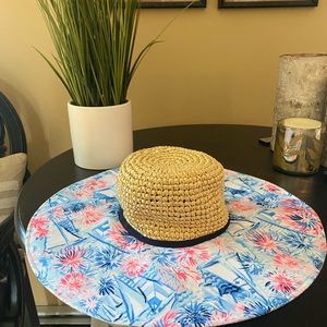 BRAND NEW!  Lily Pulitzer large stylish floppy beach hat